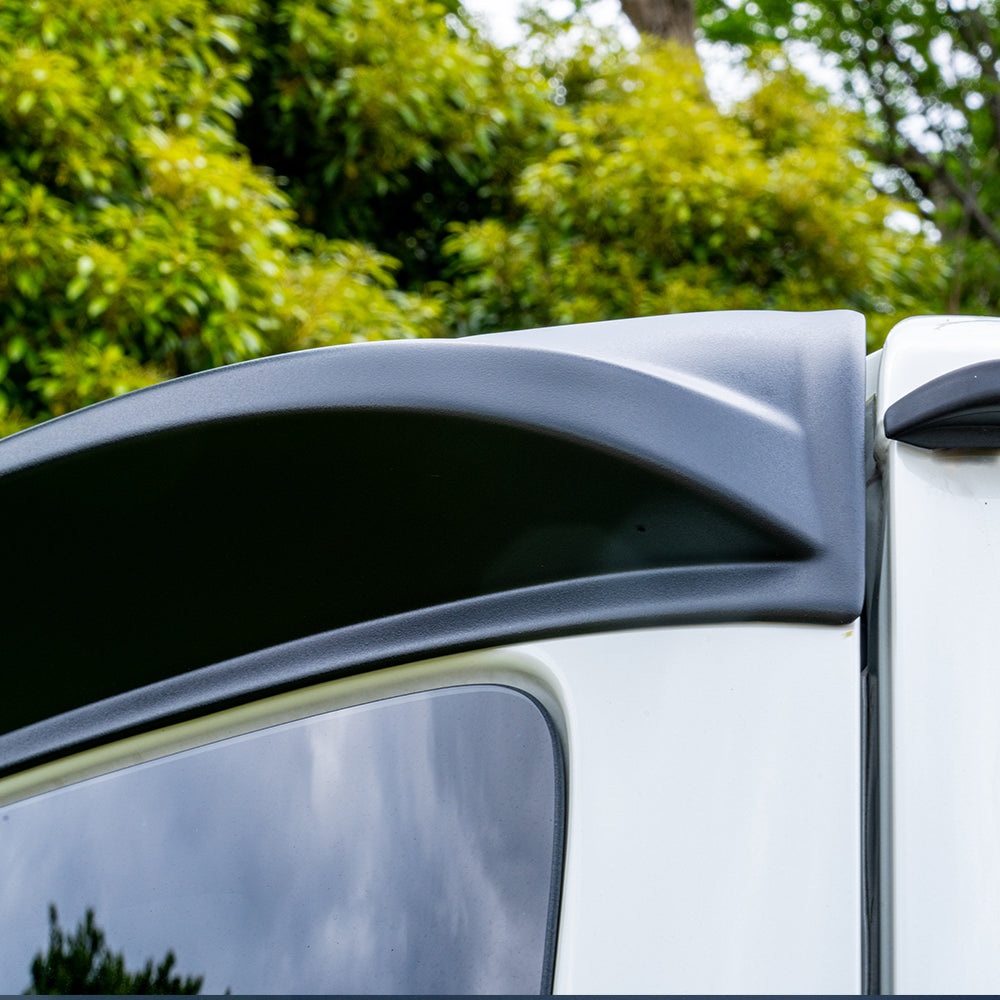 RUGGED X ルーフスポイラー　標準ボディ用