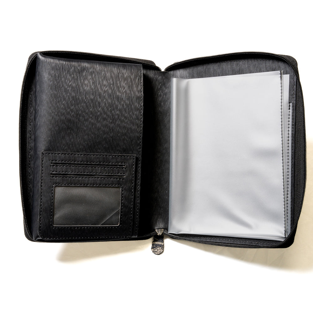 Vehicle Registration Certificate Case with Carbon Accent – BUAN JAPAN